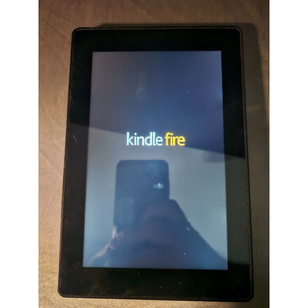 Amazon Kindle Fire 1st Gen D01400 Black 8GB 7" Wi-Fi Tablet - Factory Reset